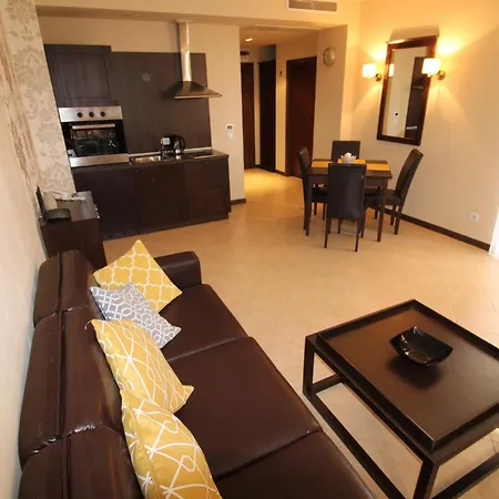 Menada In Royal 阳光海滩