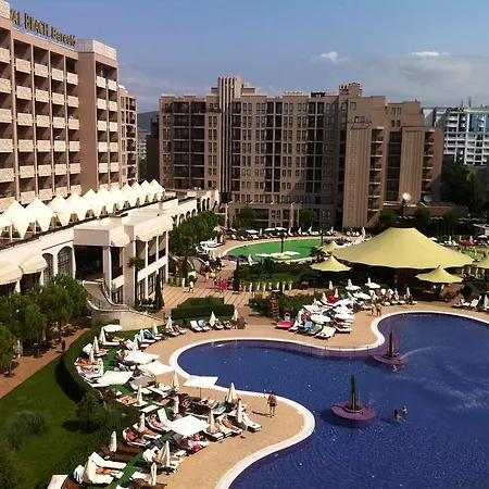 Menada In Royal 阳光海滩