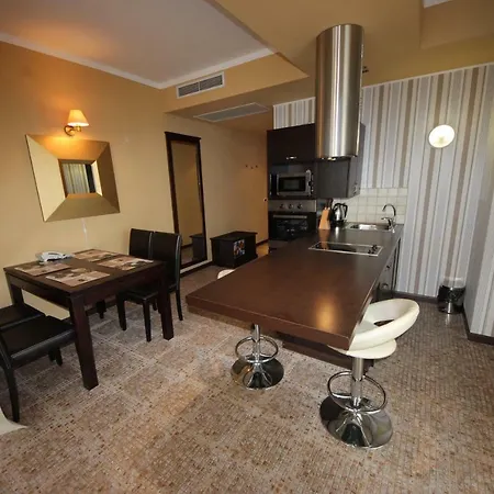 Apartment Menada In Royal