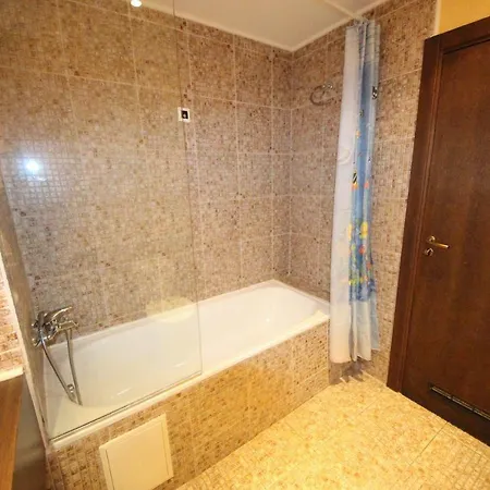 Menada In Royal Apartment Sunny Beach