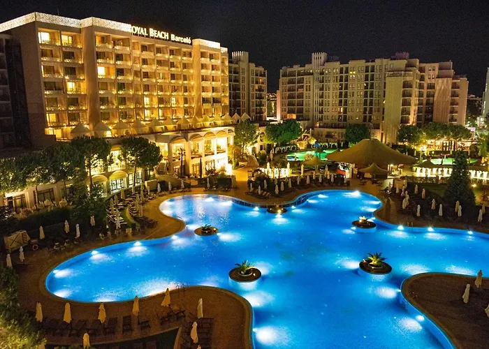 Menada In Royal Apartman